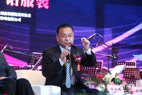 新密市市长张红伟：“产业+人才”助推服装产业高速发展